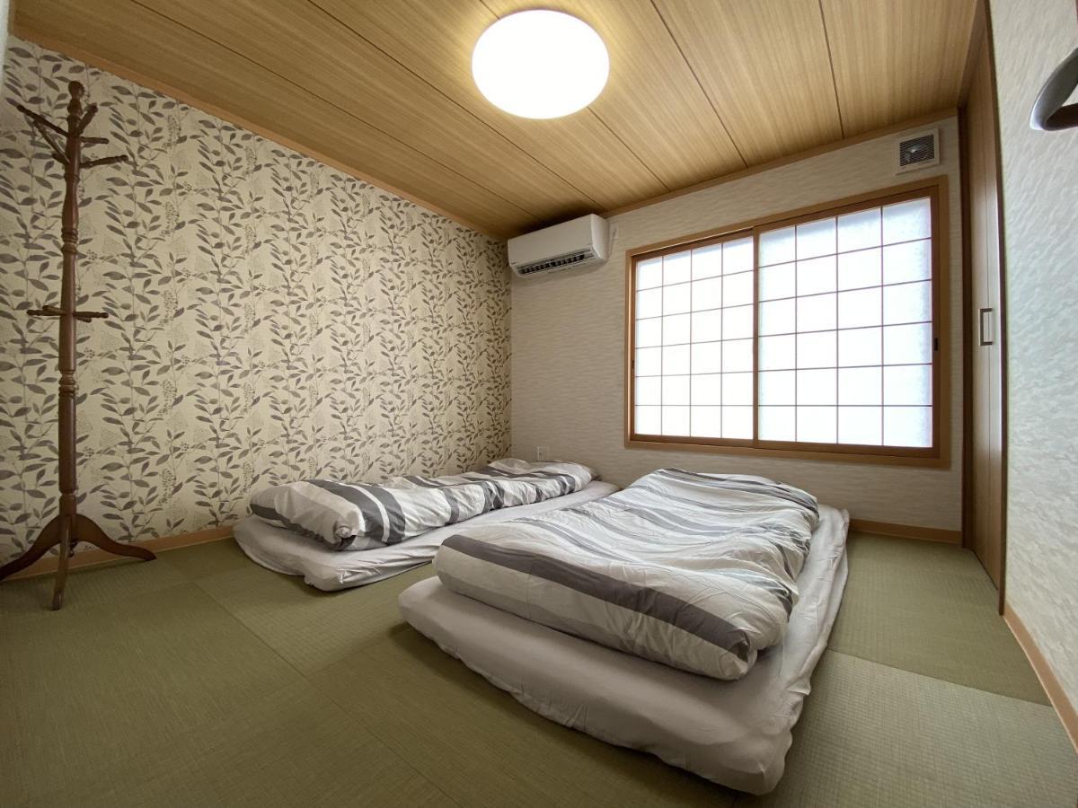Wutong-40 Minutes Direct To Kansai Airport And 5 Minute Walk To Jr Or Subway Or Nankai Line And 1 Minute To Tsutenkaku The Landmark Of Osaka And Many Japanese Bistros Nearby Buitenkant foto
