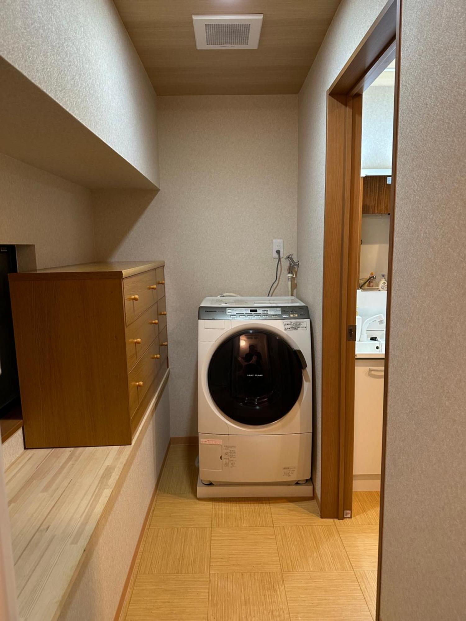 Wutong-40 Minutes Direct To Kansai Airport And 5 Minute Walk To Jr Or Subway Or Nankai Line And 1 Minute To Tsutenkaku The Landmark Of Osaka And Many Japanese Bistros Nearby Buitenkant foto